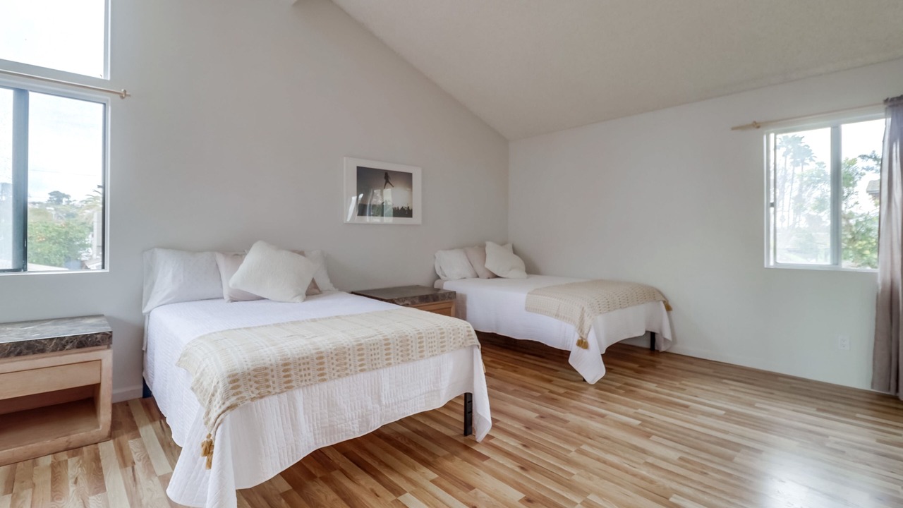 Photo of Bedroom in Olde Solana Beach