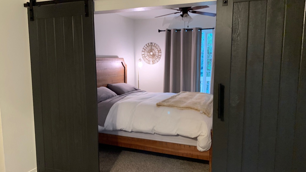Photo of Bedroom in Brookings