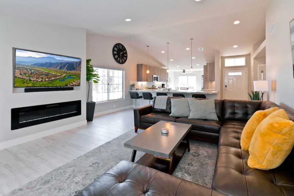 Photo of Livingroom in Palm Desert