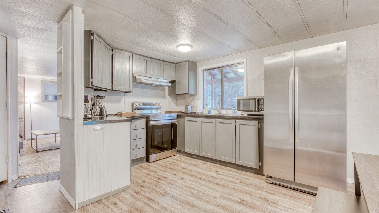 Photo of Kitchen in Sandy