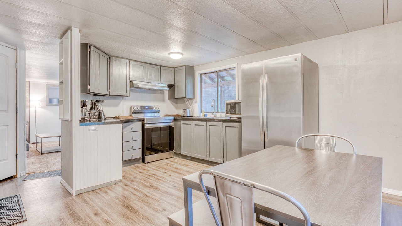 Photo of Kitchen in Sandy