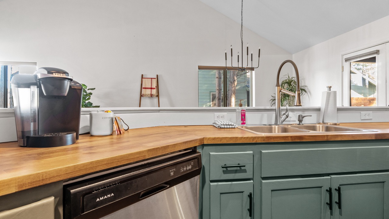 Photo of Kitchen in Sisters