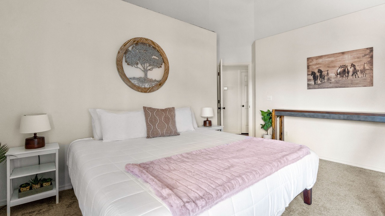 Photo of Bedroom in Sisters