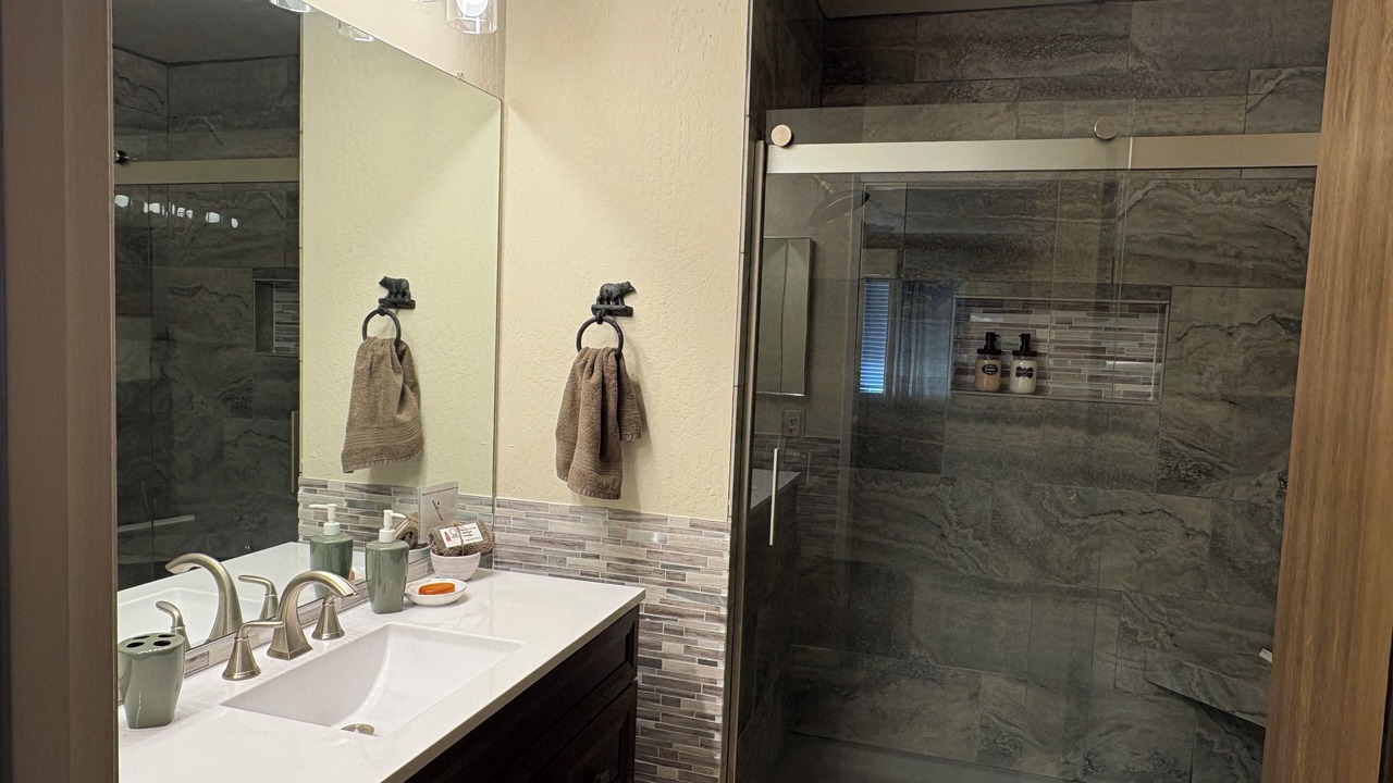 Photo of Bathroom in Plumas Eureka Estates