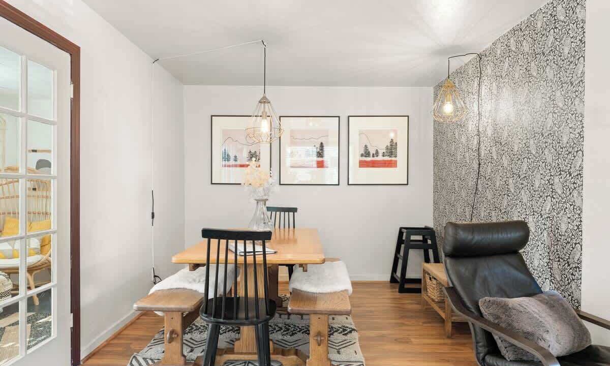 Photo of Bedroom in Dunsmuir