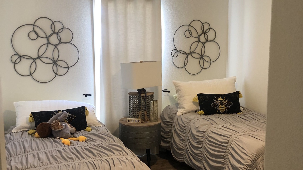 Photo of Bedroom in The Legends