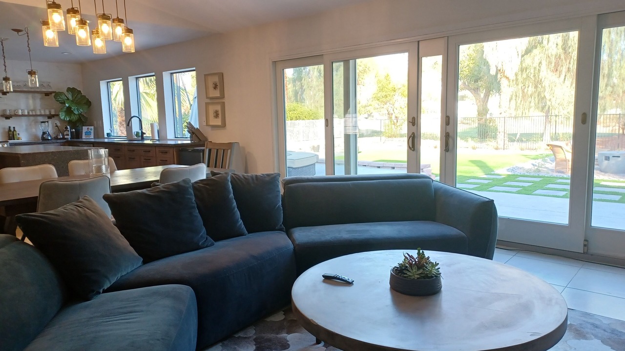 Photo of Livingroom in Green Valley North
