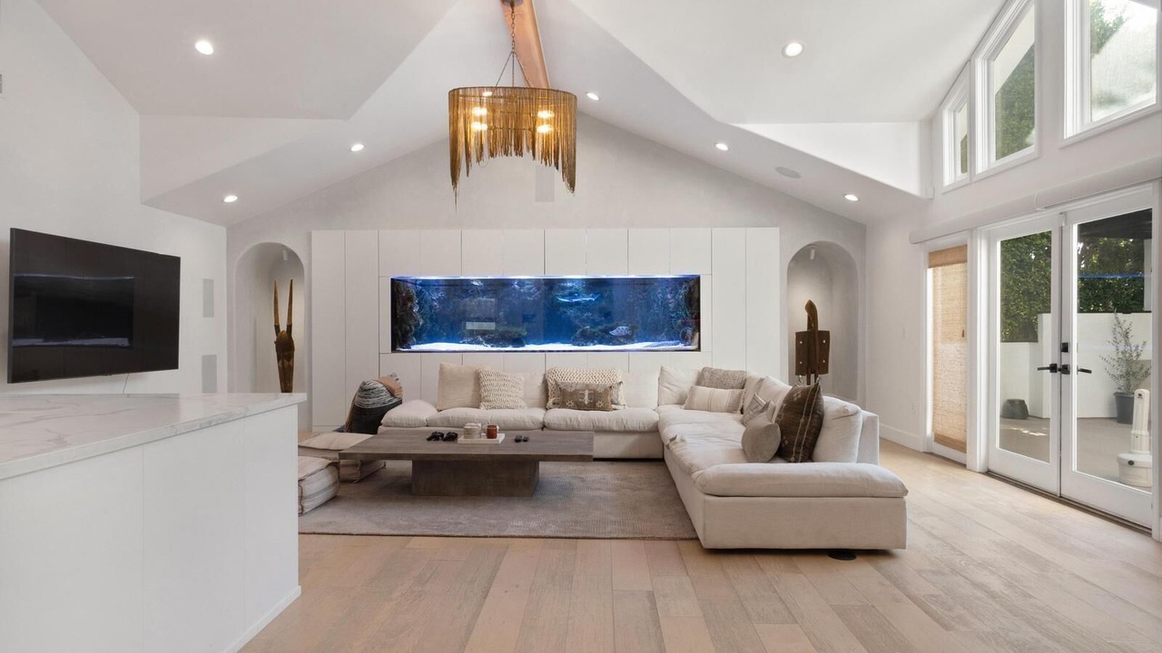 Photo of Livingroom in Studio City