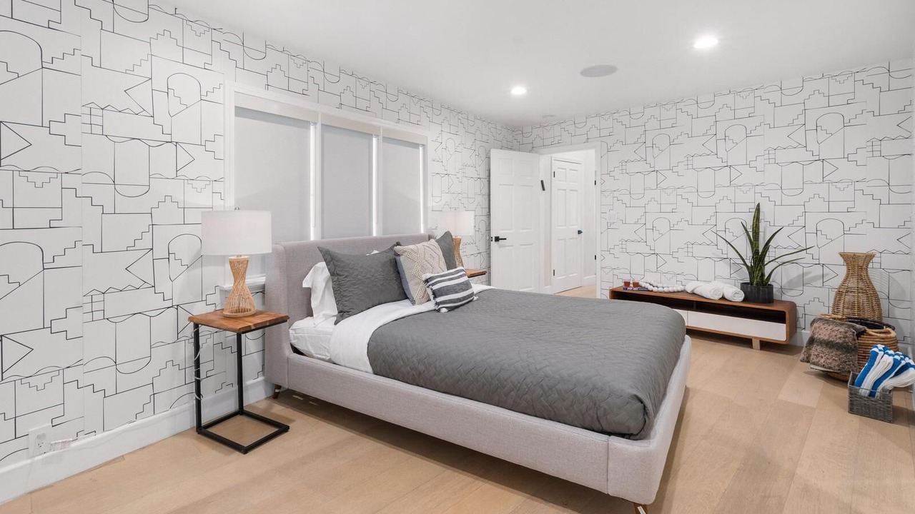 Photo of Bedroom in Studio City