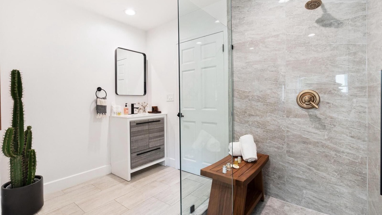 Photo of Bathroom in Studio City
