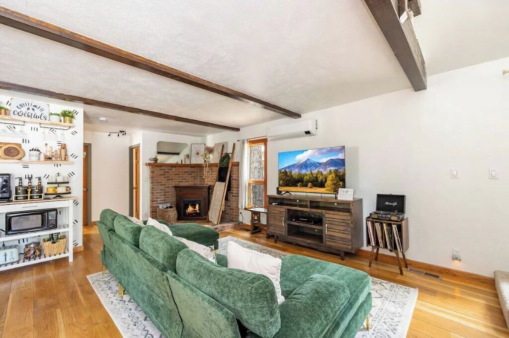 Photo of Livingroom in Munds Park