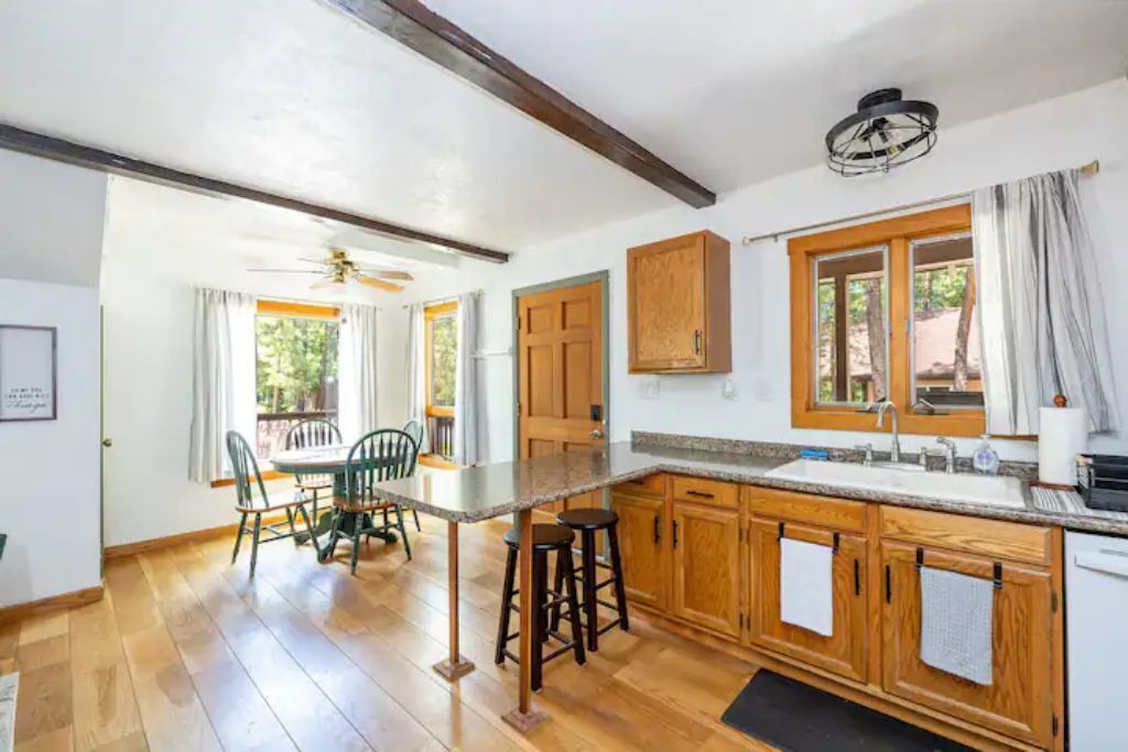 Photo of Kitchen in Munds Park