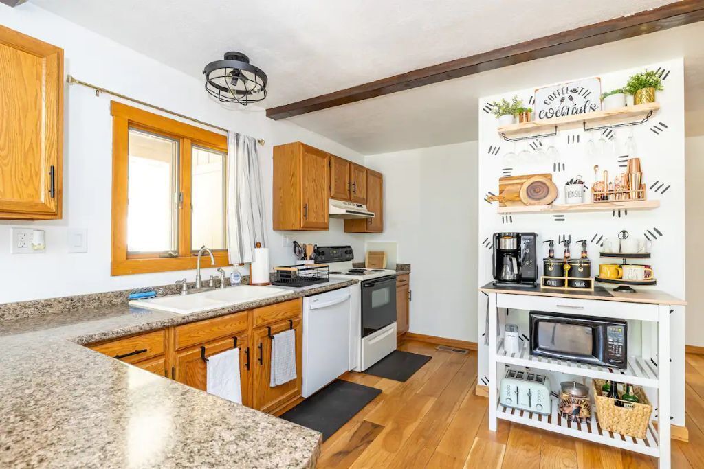 Photo of Kitchen in Munds Park