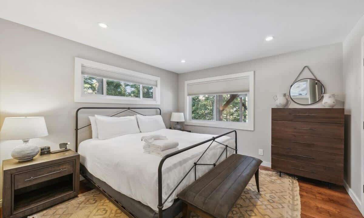 Photo of Bedroom in Kingswood Estates