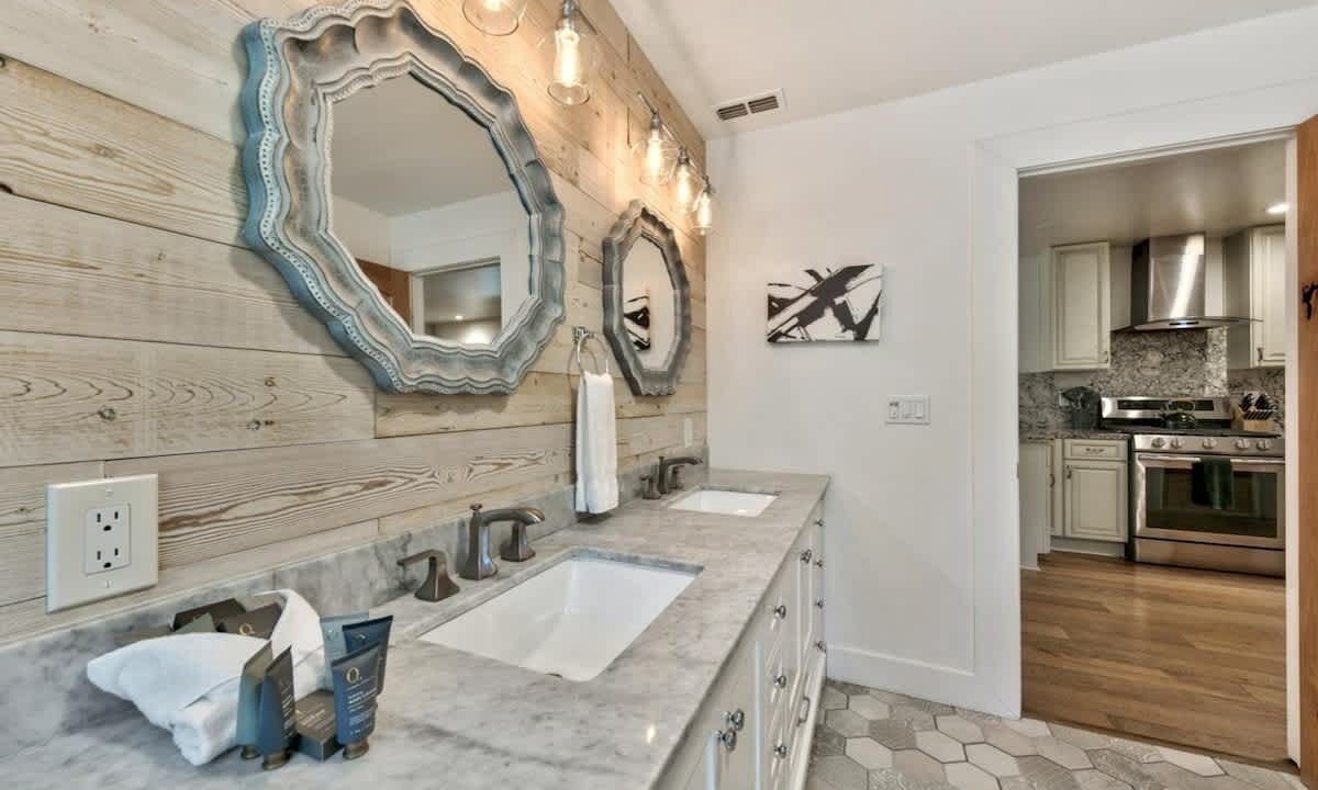 Photo of Kitchen in North Upper Truckee