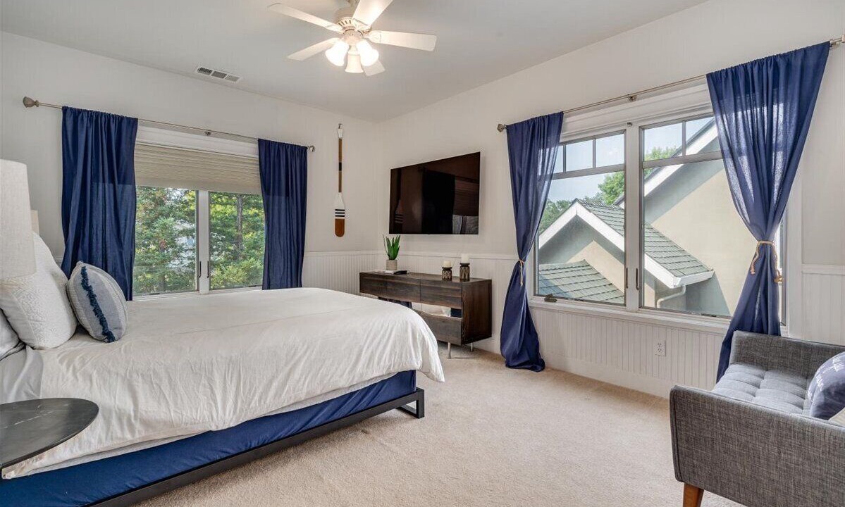 Photo of Bedroom in Calistoga