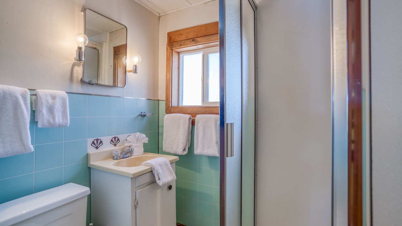 Photo of Bathroom in Roads End