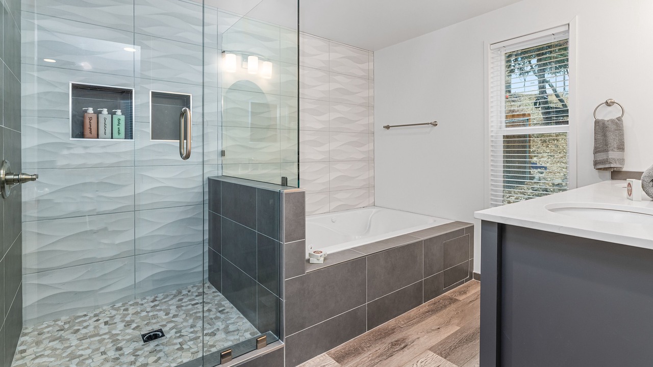 Photo of Bathroom in Moonridge