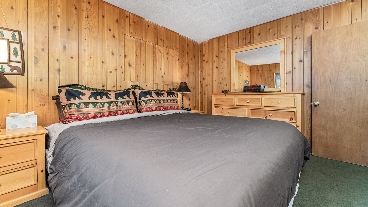 Photo of Bedroom in Moonridge