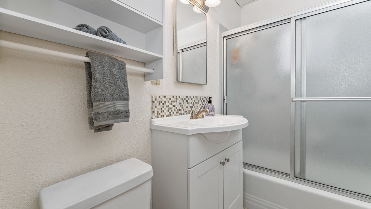 Photo of Bathroom in Moonridge