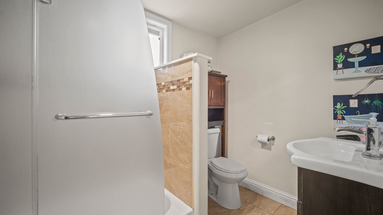 Photo of Bathroom in Seaside