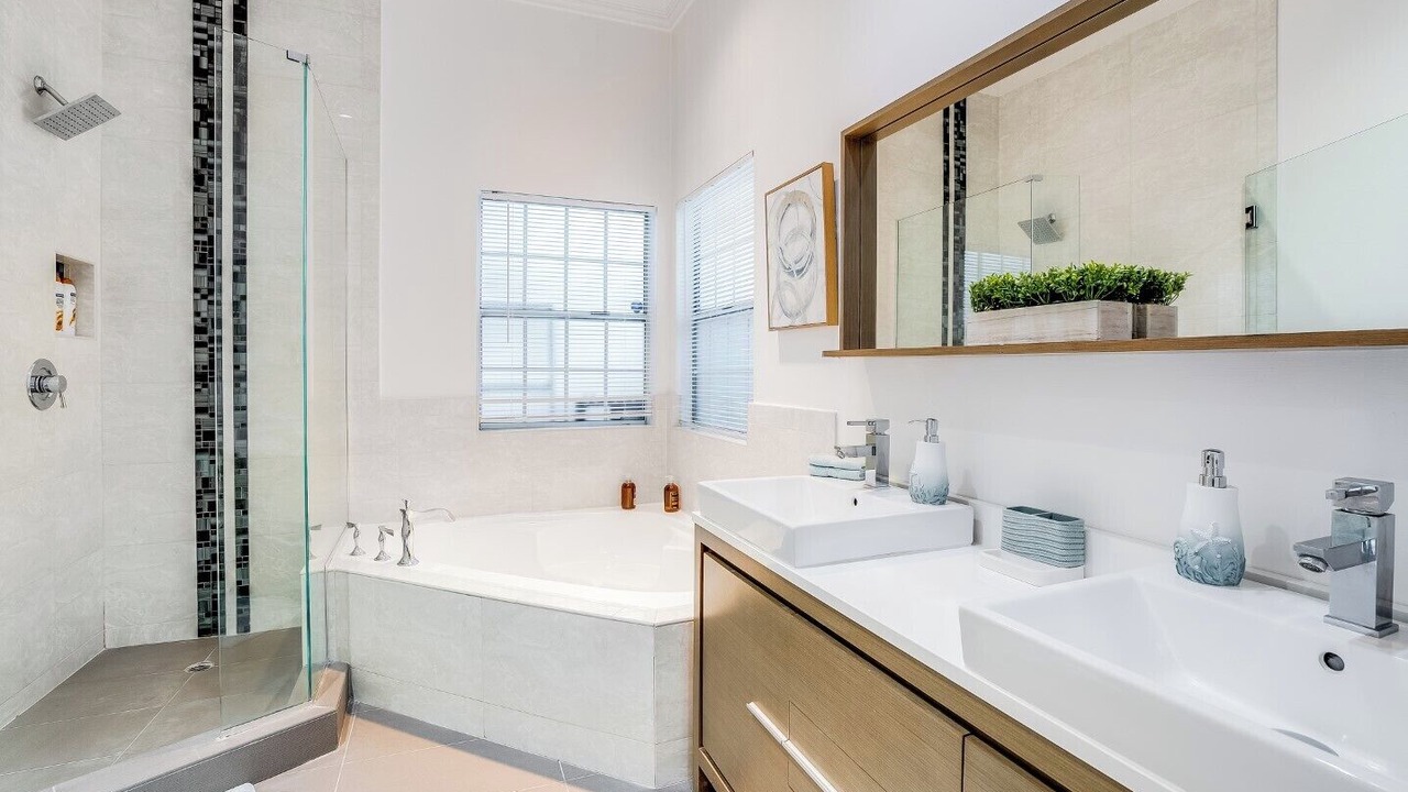 Photo of Bathroom in Valley Village