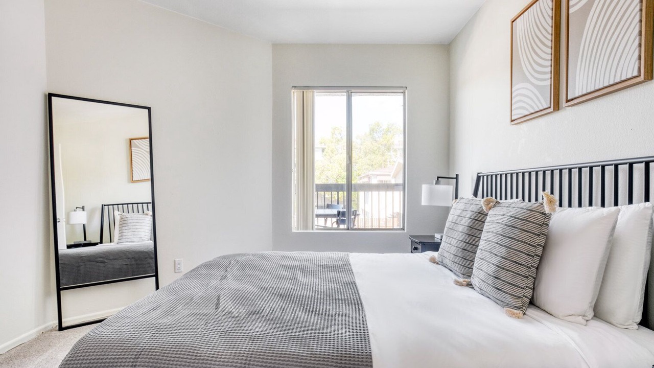Photo of Bedroom in Pasadena