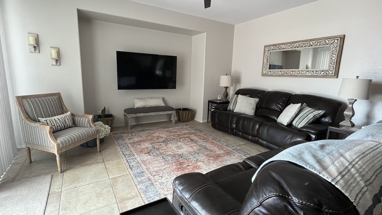Photo of Bedroom in Silverstone Ranch