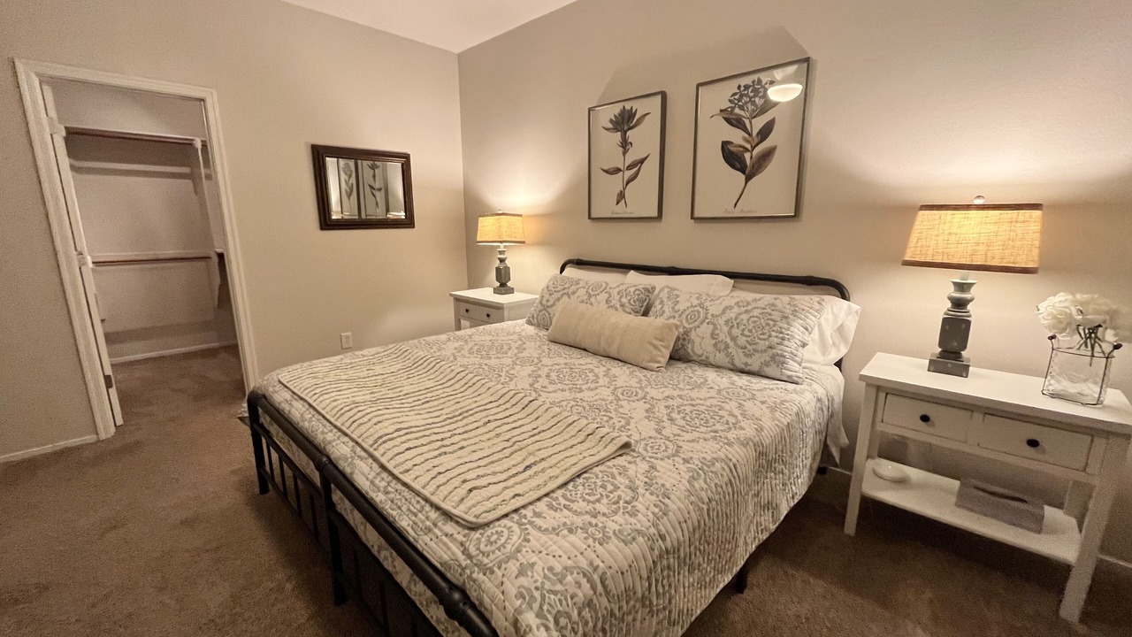 Photo of Bedroom in Silverstone Ranch