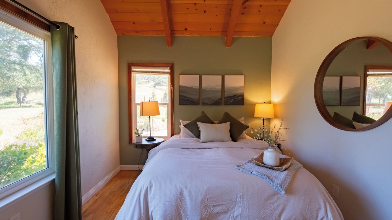 Photo of Bedroom in Carmel Valley