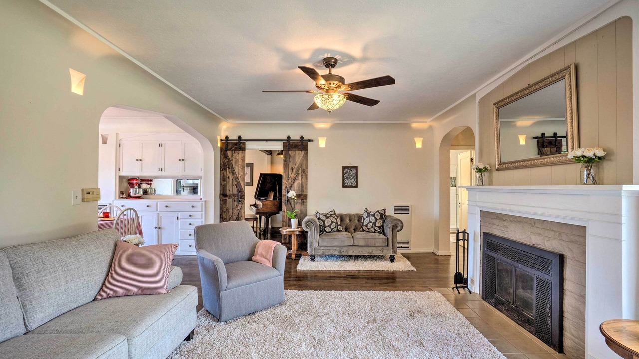 Photo of Livingroom in North Bend