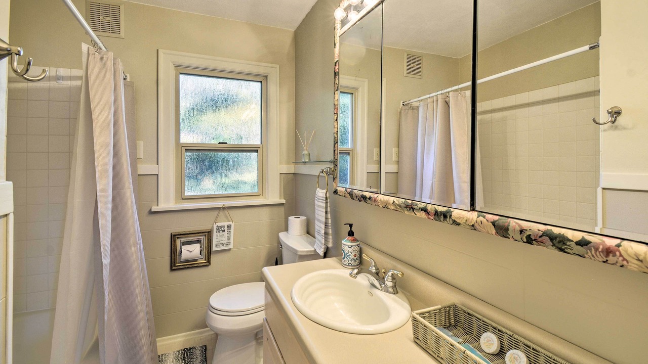 Photo of Bathroom in Bremerton