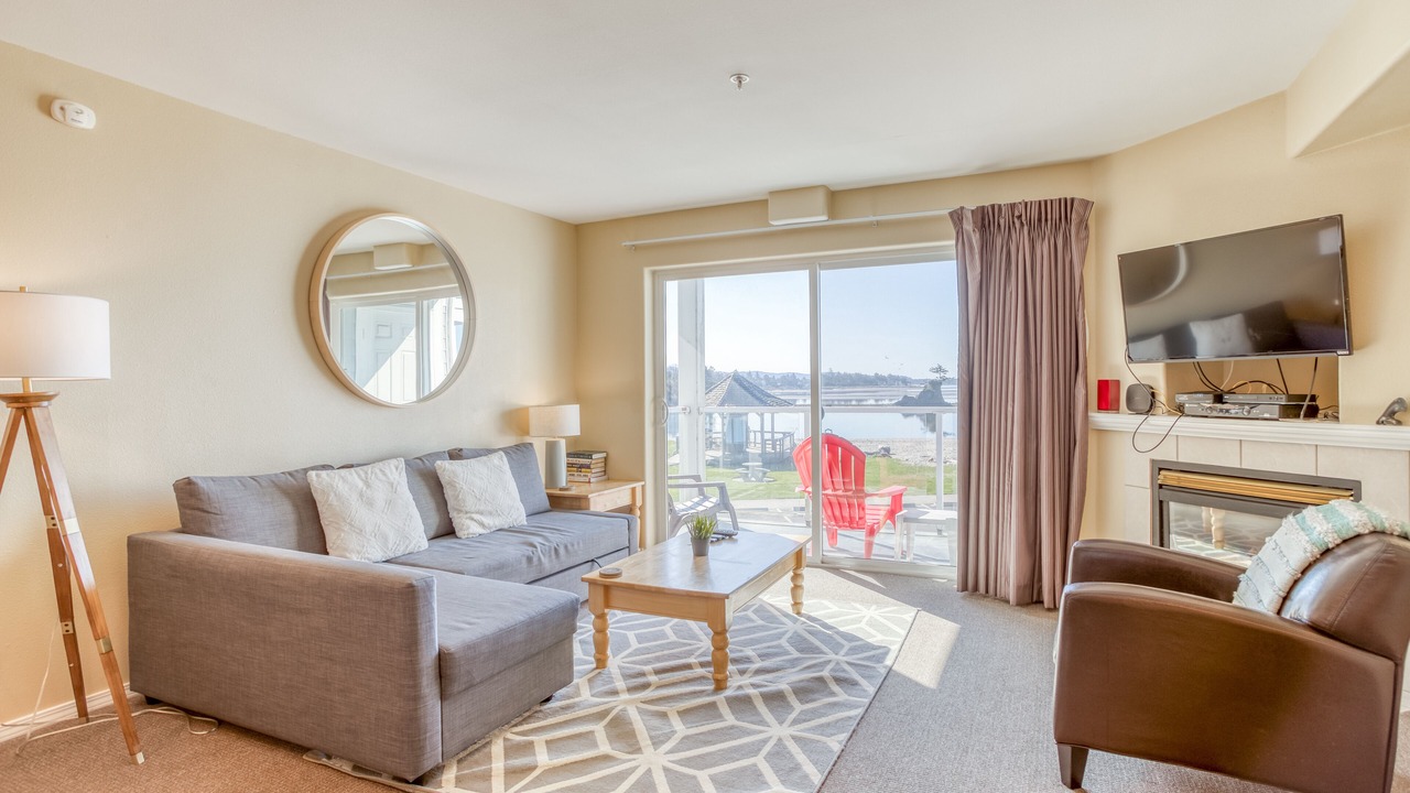 Photo of Livingroom in Lincoln City