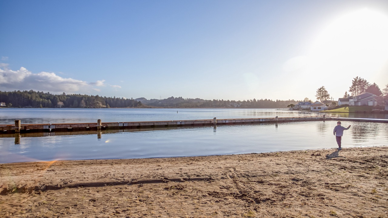 Photo of Others in Lincoln City