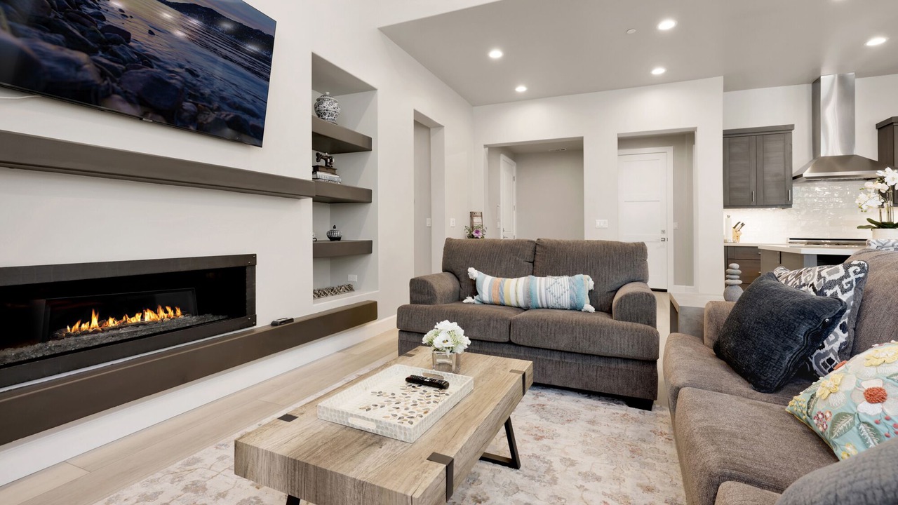 Photo of Livingroom in The Village