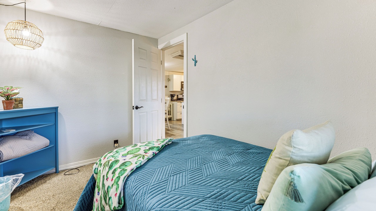 Photo of Bedroom in Holiday Shores