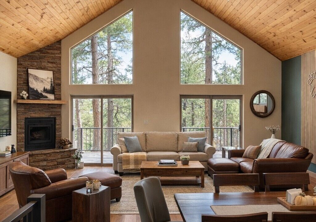 Photo of Livingroom in Munds Park