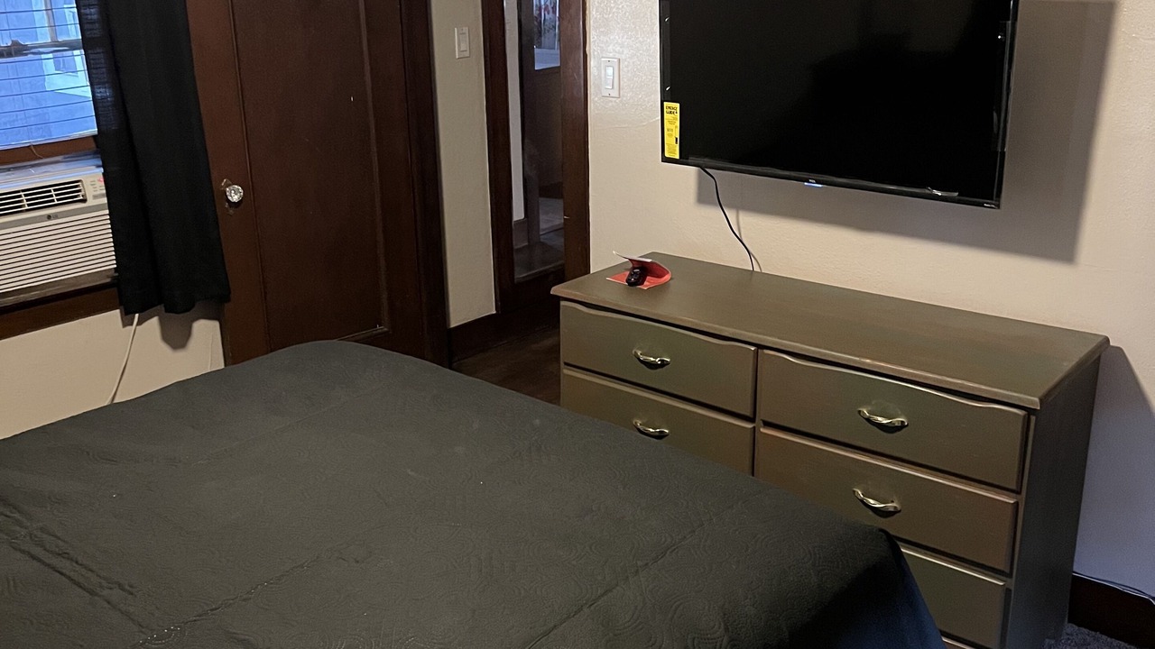 Photo of Bedroom in Winslow