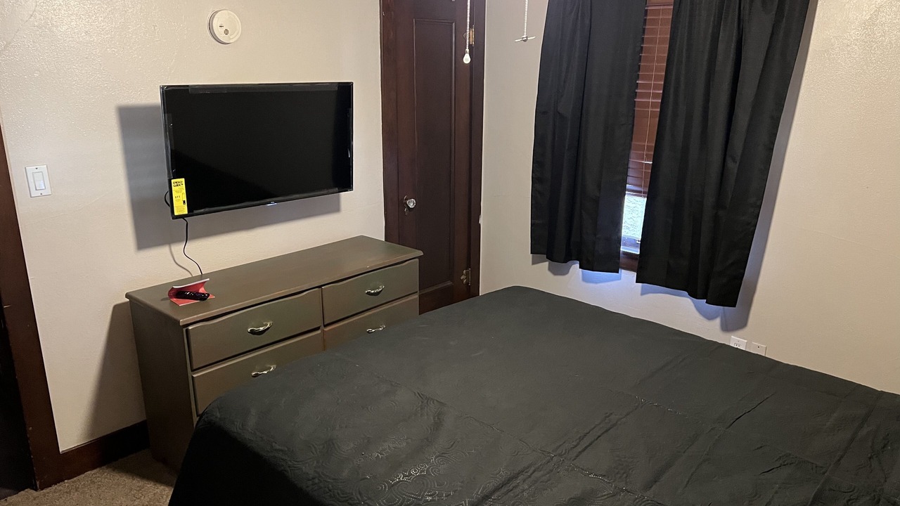Photo of Bedroom in Winslow