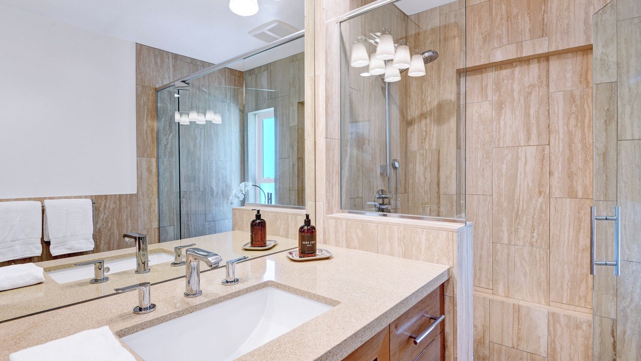 Photo of Bathroom in Araby