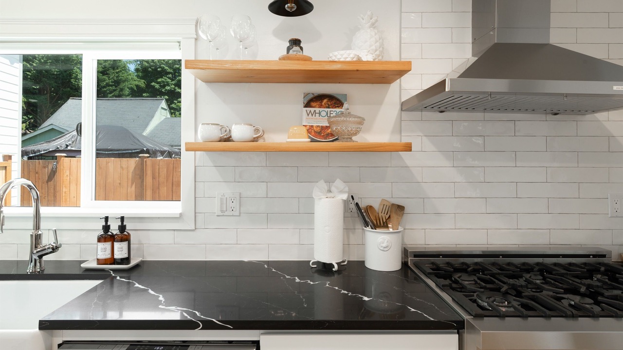 Photo of Kitchen in Shoreline
