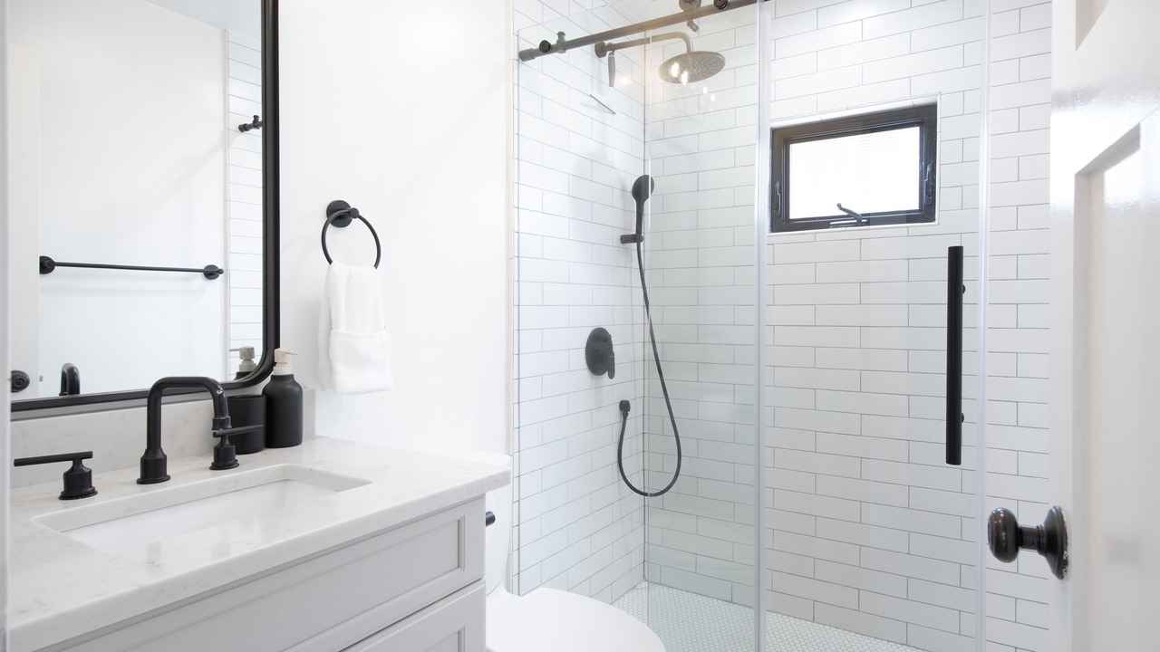 Photo of Bathroom in Shoreline