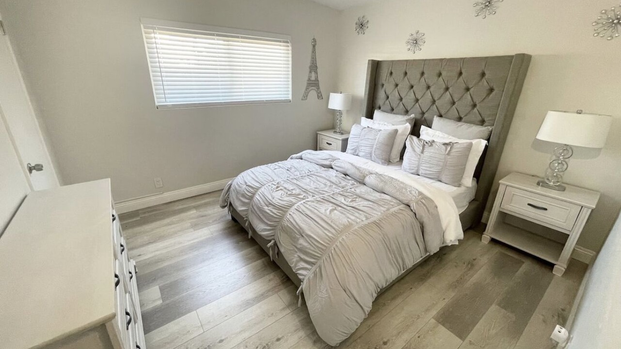 Photo of Bedroom in Lincoln Acres