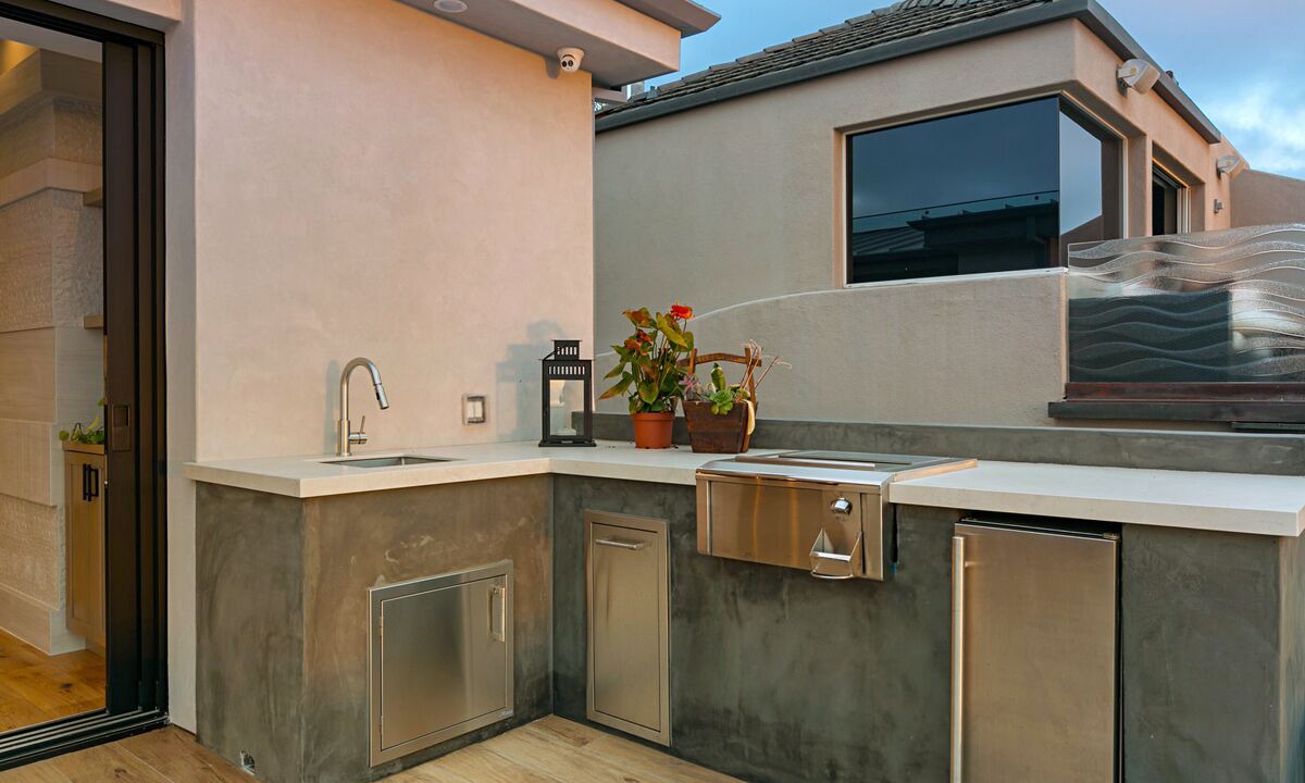 Photo of Kitchen in Cardiff-by-the-Sea