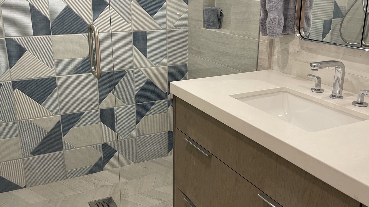 Photo of Bathroom in Cardiff-by-the-Sea