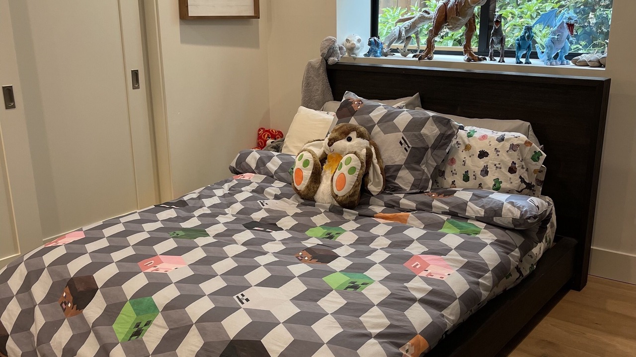 Photo of Bedroom in Cardiff-by-the-Sea
