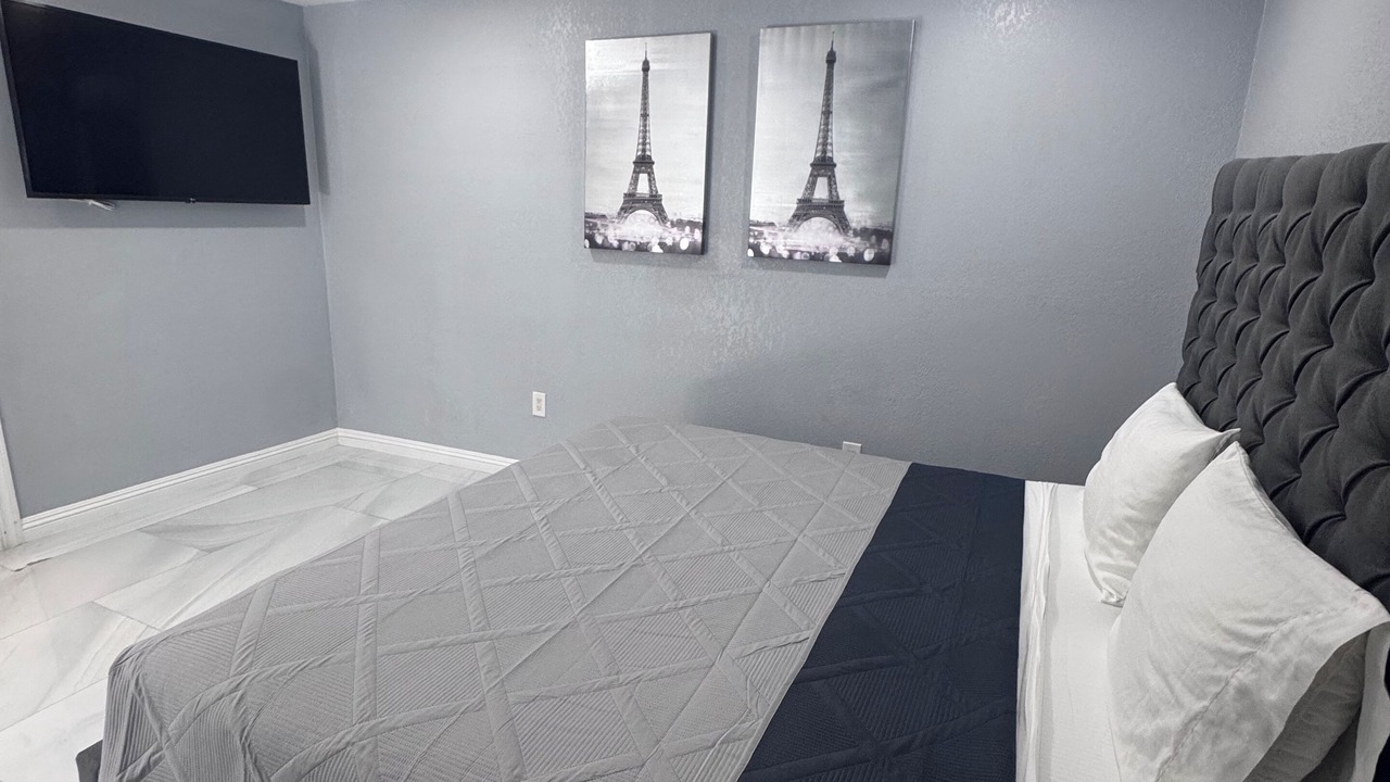 Photo of Bedroom in Paradise