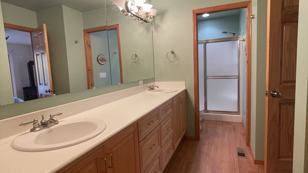 Photo of Bathroom in Baring