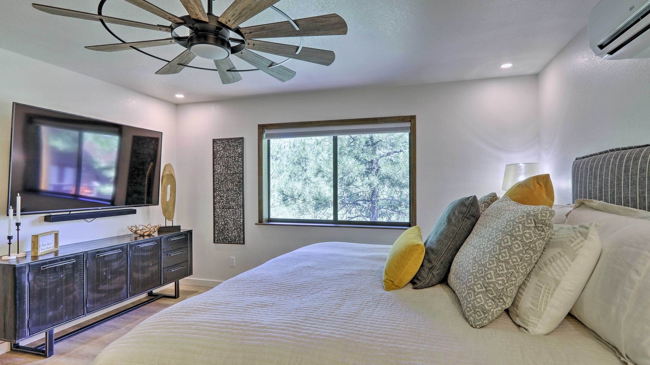 Photo of Bedroom in Munds Park