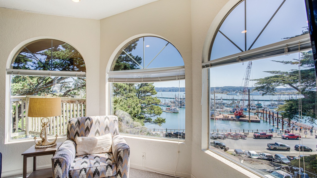 Photo of Bedroom in Historic Bayfront